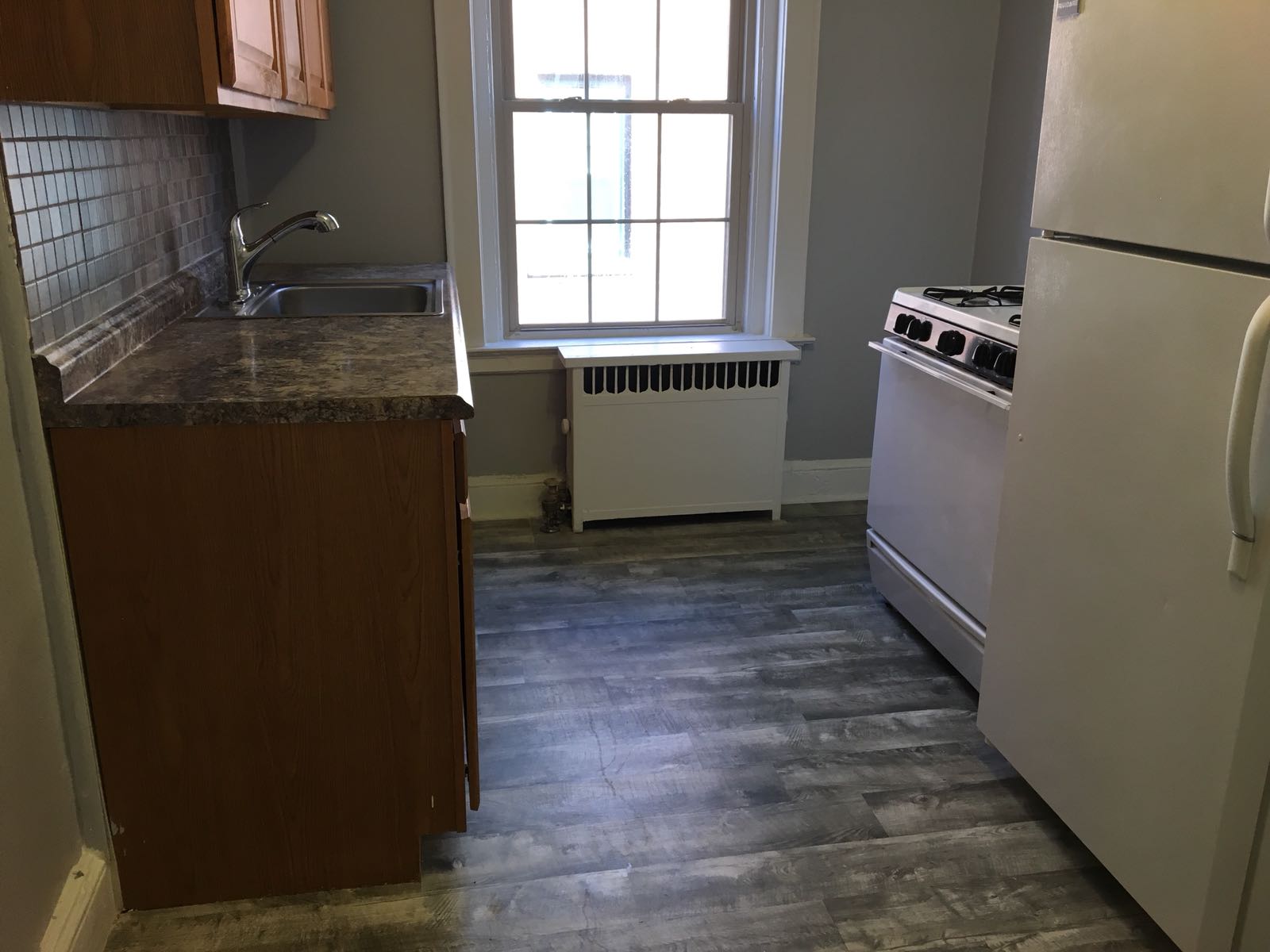 825 Elm St Apt B1