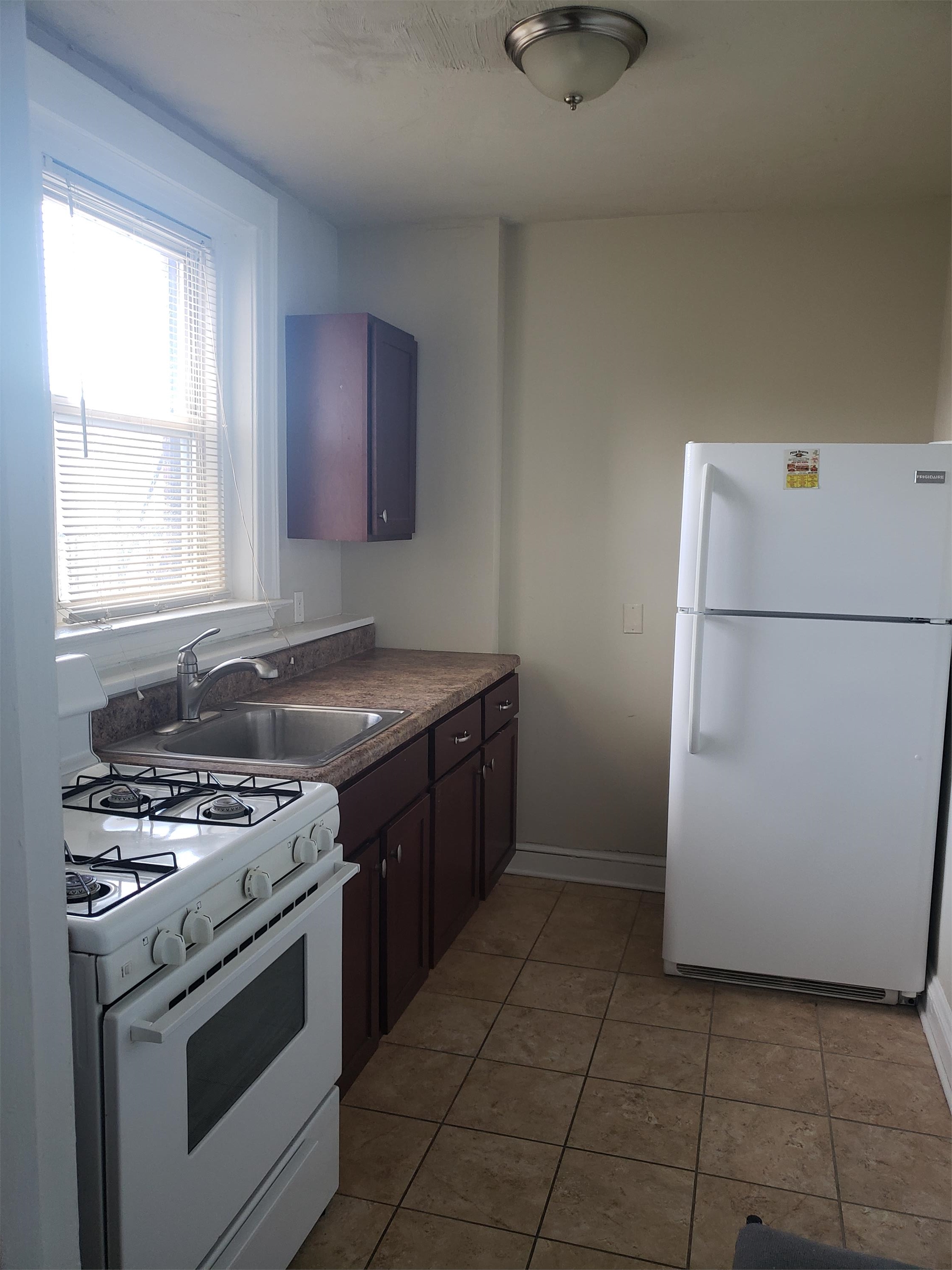 1533 Chapel Street - 1533-304