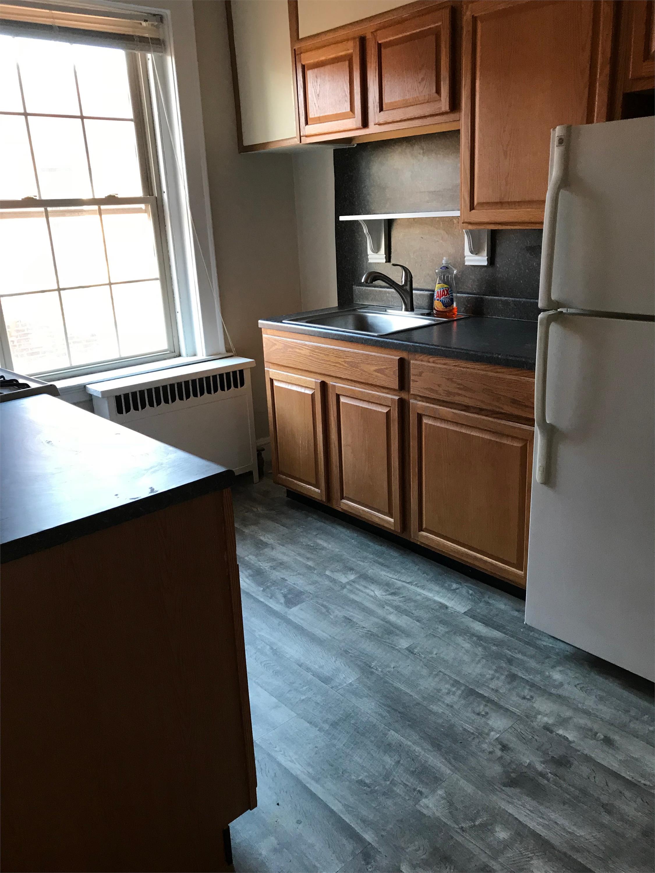 835 Elm St Apt C2